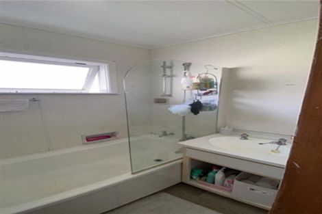 Photo of property in 6 Linley Place, Levin, 5510