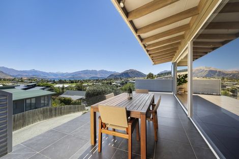 Photo of property in 10b Hogan Lane, Wanaka, 9305