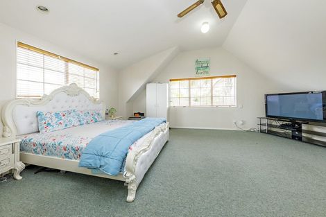 Photo of property in 47 Evanda Crescent, Conifer Grove, Takanini, 2112