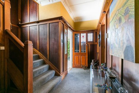 Photo of property in 21 Coleman Terrace, Bluff Hill, Napier, 4110