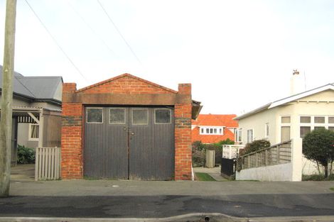 Photo of property in 17 Hobson Street, Saint Clair, Dunedin, 9012