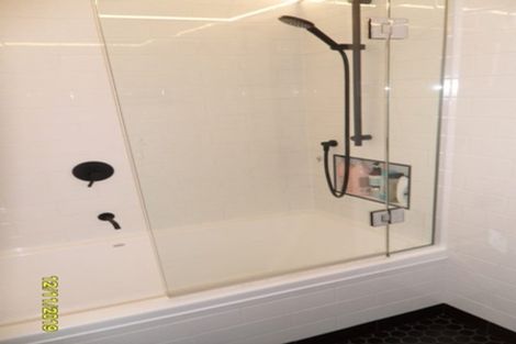 Photo of property in Ambassador Flats, 7 Maurice Terrace, Te Aro, Wellington, 6011