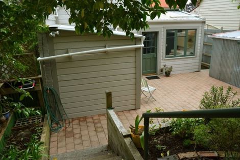 Photo of property in 96 Queen Street, North Dunedin, Dunedin, 9016