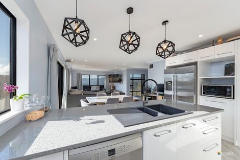 Photo of property in 4b Lindis Lane, Kelson, Lower Hutt, 5010