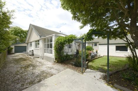 Photo of property in 242 Withells Road, Avonhead, Christchurch, 8042