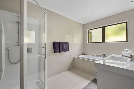 Photo of property in 3 Chichester Drive, Pinehaven, Upper Hutt, 5019