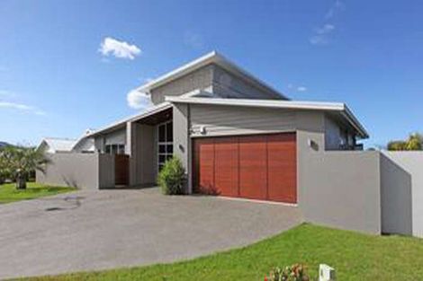 Photo of property in 28 Arawa Lane, Whitianga, 3510