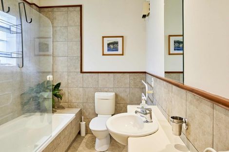 Photo of property in 10/37 Majoribanks Street, Mount Victoria, Wellington, 6011