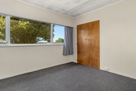 Photo of property in 2 Bellevue Road, Brookfield, Tauranga, 3110