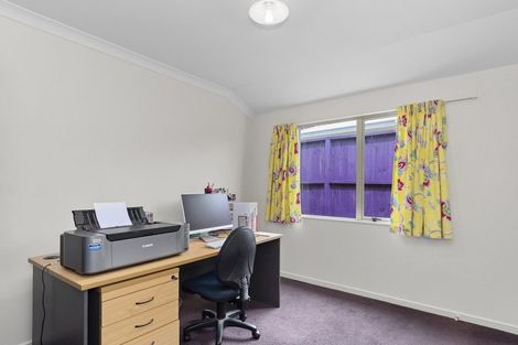 Photo of property in 2 Pohutukawa Way, Gate Pa, Tauranga, 3112