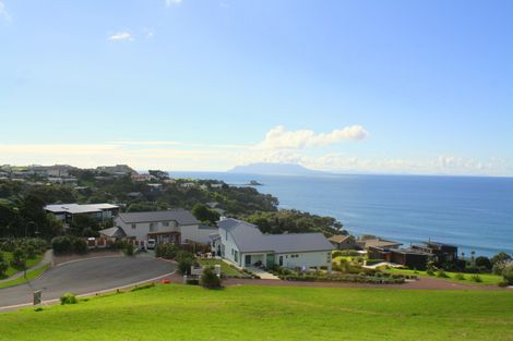 Photo of property in 80-82 Lax Crescent, Leigh, 0985