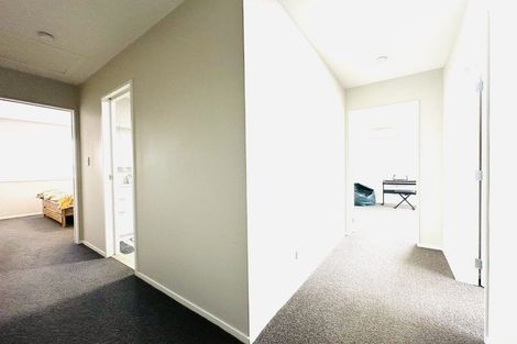 Photo of property in 10/11 Ray Small Drive, Papakura, 2110