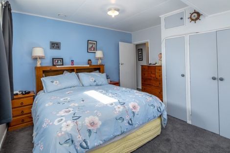 Photo of property in 11 Madden Place, Solway, Masterton, 5810