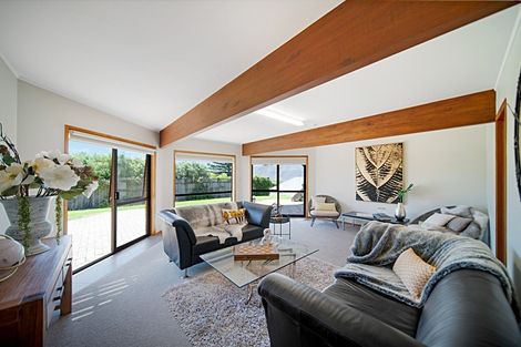 Photo of property in 35 William Bryan Drive, Half Moon Bay, Auckland, 2012