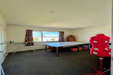 Photo of property in 10 Wescombe Grove, Feilding, 4702