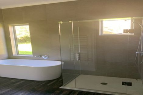 Photo of property in 324 Taupaki Road, Taupaki, Henderson, 0782