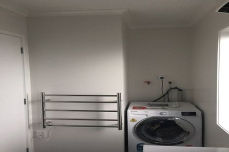 Photo of property in 4/10 Burrows Place, Frankton, Hamilton, 3204