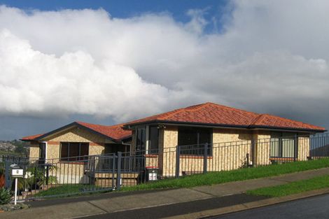 Photo of property in 5 Ashburn Close, Orewa, 0931