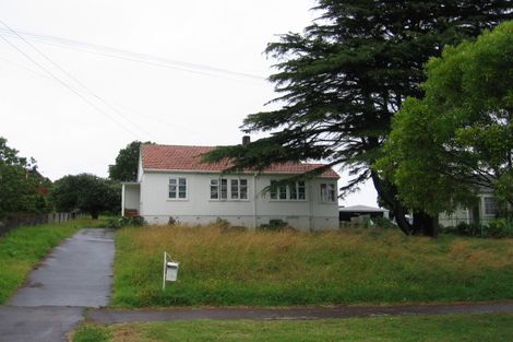 Photo of property in 5 Bagnall Avenue, Point England, Auckland, 1072