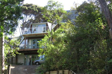 Photo of property in 102 Hadfield Street, Beach Haven, Auckland, 0626