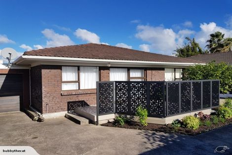 Photo of property in 2/226 Centreway Road, Orewa, 0931