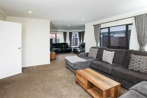 Photo of property in 59 Farringdon Avenue, Rototuna North, Hamilton, 3210