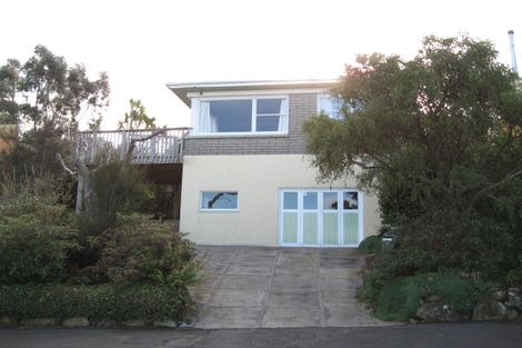 Photo of property in 18 Calypso Place, Rothesay Bay, Auckland, 0630