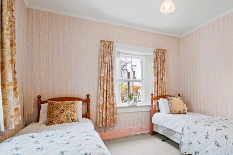 Photo of property in 16 Caernarvon Street, Arrowtown, 9302