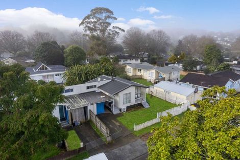 Photo of property in 1/12 Citril Place, Red Hill, Papakura, 2110