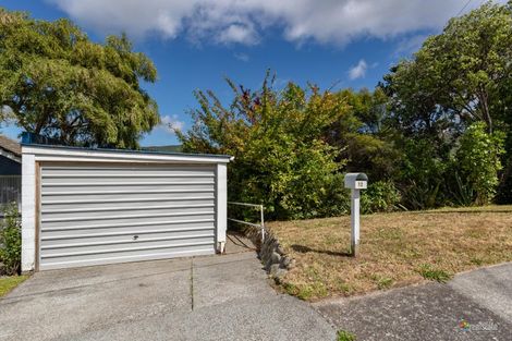 Photo of property in 12 Castle Crescent, Stokes Valley, Lower Hutt, 5019