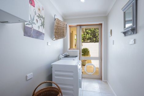 Photo of property in 16 Springlea Heights, Atawhai, Nelson, 7010