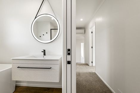 Photo of property in 1 Ruskin Place, Westown, New Plymouth, 4310