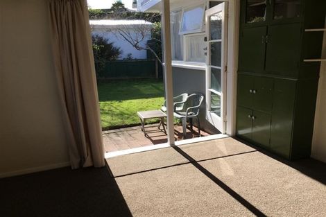 Photo of property in 1/5 Park Road, Paraparaumu Beach, Paraparaumu, 5032