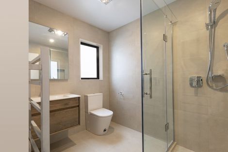 Photo of property in 4a Ramillies Place, Glenfield, Auckland, 0629