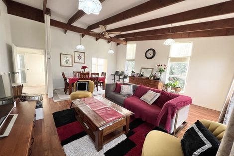 Photo of property in 165 Forrest Hill Road, Forrest Hill, Auckland, 0620