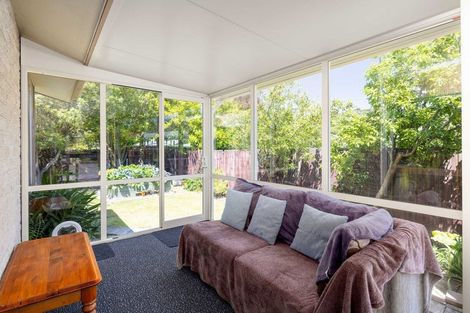 Photo of property in 2/272 Centaurus Road, Hillsborough, Christchurch, 8022