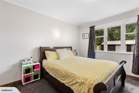 Photo of property in 2/2 Ararino Street, Trentham, Upper Hutt, 5018