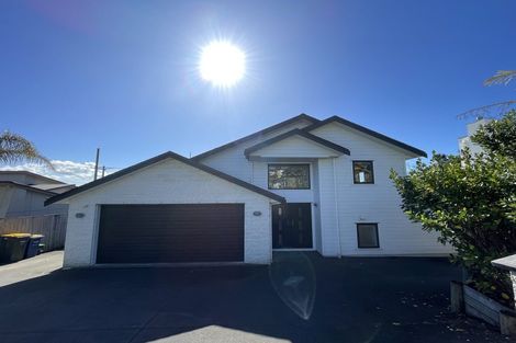 Photo of property in 114 Kittiwake Drive, Schnapper Rock, Auckland, 0632