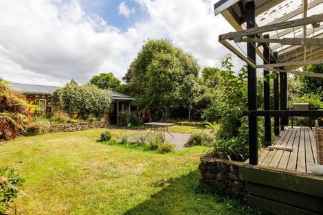 Photo of property in 16 Stanly Street, Eketahuna, 4900