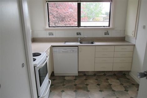 Photo of property in 8 Tulloch Place, Papanui, Christchurch, 8052