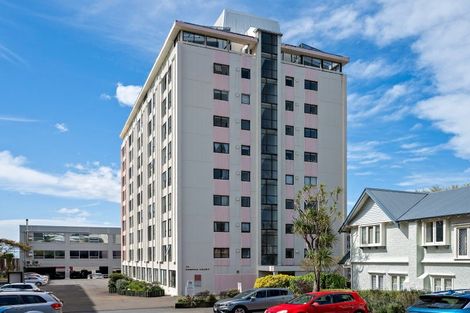 Photo of property in Hobson Court Flats, 13/70 Hobson Street, Thorndon, Wellington, 6011