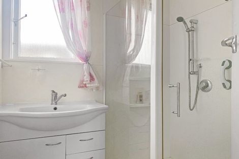 Photo of property in 1209 Norfolk Crescent, Mayfair, Hastings, 4122