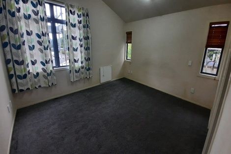 Photo of property in 10 Cinnabar Place, Westgate, Auckland, 0614