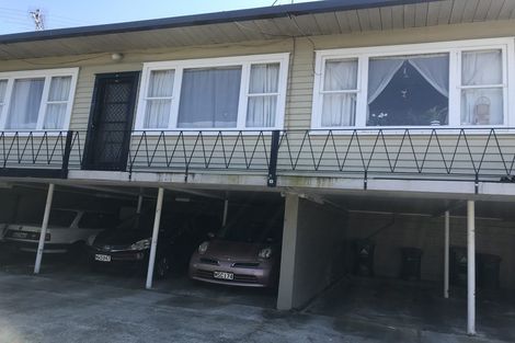 Photo of property in 2 Eden View Road, Sandringham, Auckland, 1025