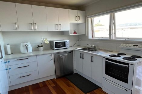 Photo of property in 1/4 Raphoe Place, Ellerslie, Auckland, 1051