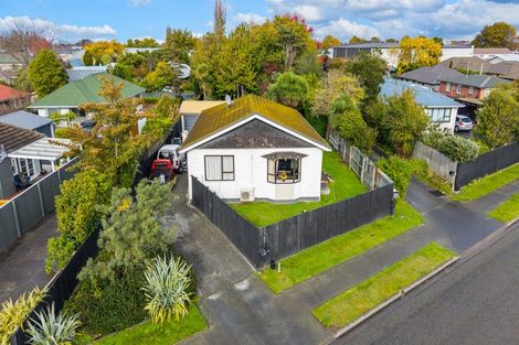 Photo of property in 64 Winters Road, Redwood, Christchurch, 8051