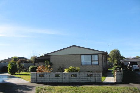 Photo of property in 50 Castletown Place, New Brighton, Christchurch, 8083