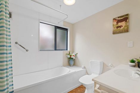 Photo of property in 32 Waipapa Avenue, Diamond Harbour, 8972