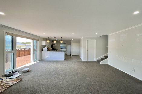 Photo of property in 154 Amesbury Drive, Churton Park, Wellington, 6037