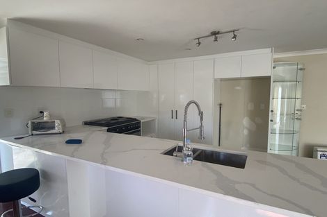 Photo of property in 1 Killybegs Drive, Pinehill, Auckland, 0632